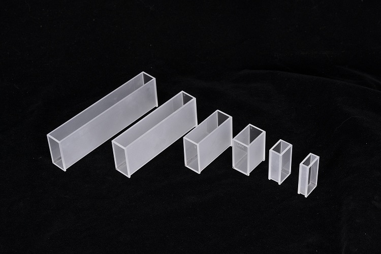 Glass cuvette for Lovibond Intruments