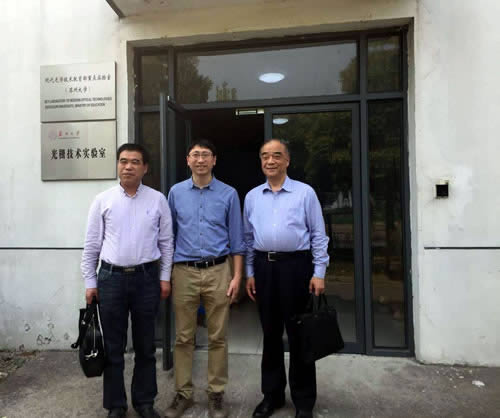2018年4月3日，公司领导赴苏州大学，与刘全教授商讨产学研合作事宜。 